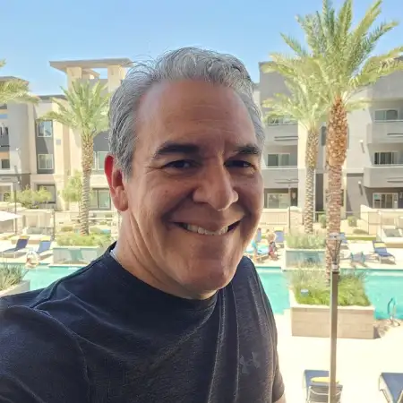 Glenn, 57Phoenix, USA