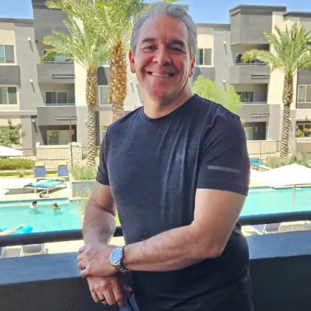 Glenn, 57Phoenix, USA