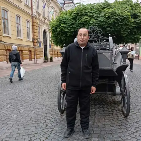 Leonid, 40Chernivtsi, Ukraine