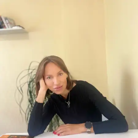 Yuliya, 40Yekaterinburg, Russia 