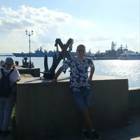 Sergey, 44Saint Petersburg, Russia