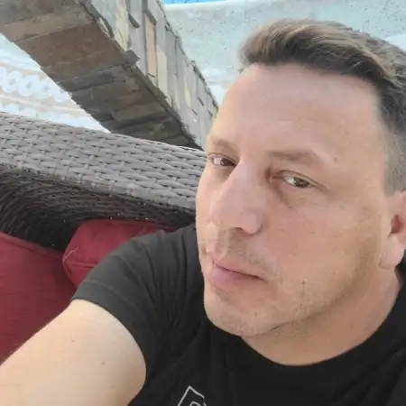 Dan, 46USA
