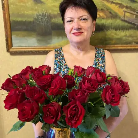 Lyubov, 63Saint Petersburg, Russia 