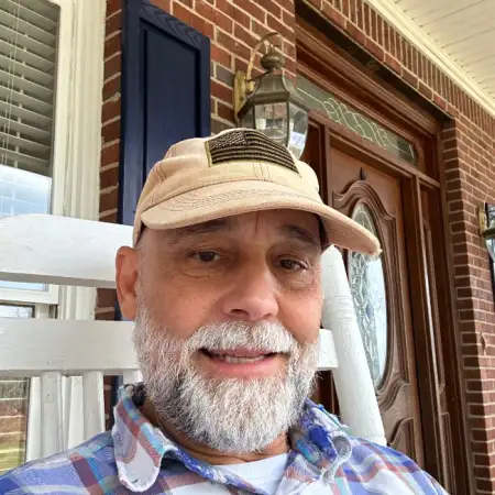 Mike, 57USA 