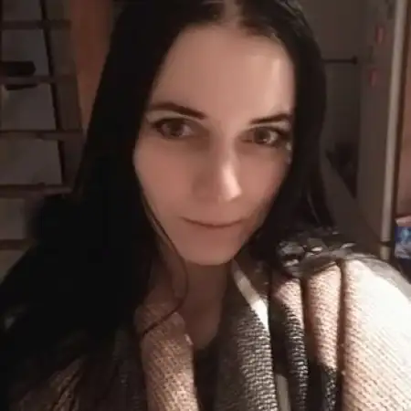 Shirin, 22Tajikistan