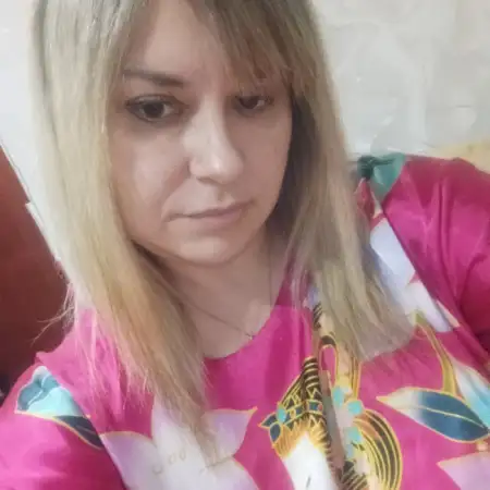 Elena, 48Israel
