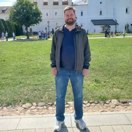 Aleksandr, 42Saint Petersburg, Russia