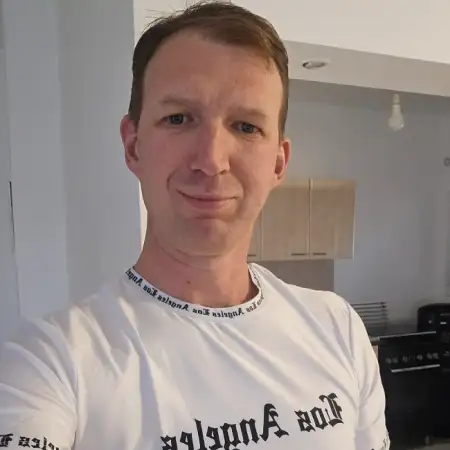 Ruslan, 47Migdal aEmek, Israel 