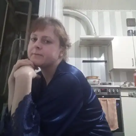 Elena, 36Kharkiv, Ukraine