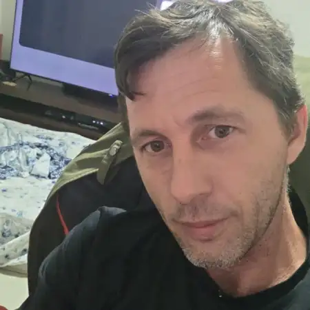 Dmitriy, 39Petah Tikva, Israel