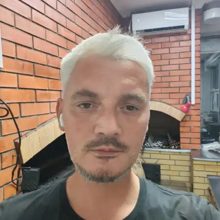 Mihail, 40Moscow, Russia 