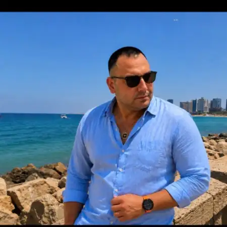 Eli, 39Bat Yam, Israel