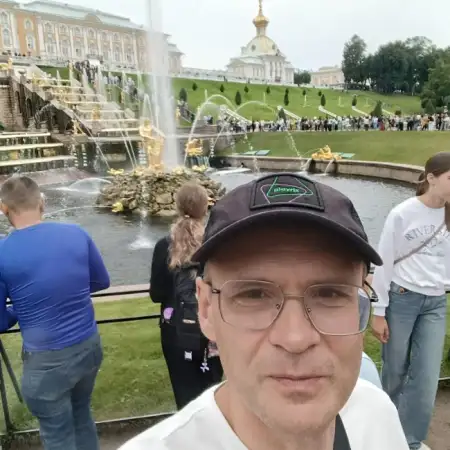 Maksim, 44Belarus 