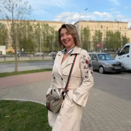 Elena, 35Moscow, Russia 