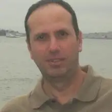 Moshe, 58Holon, Israel 
