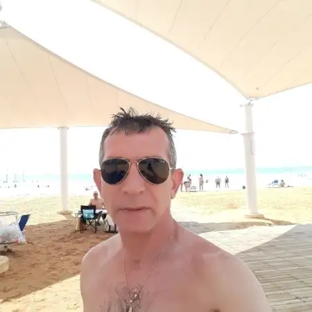 Aleksandr, 56Bat Yam, Israel 