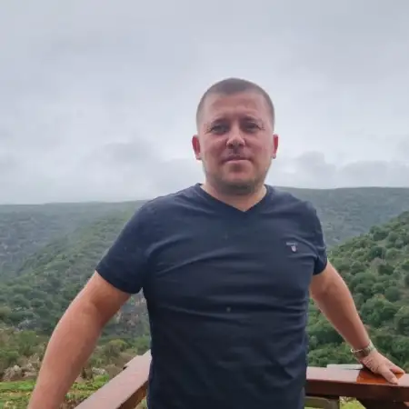 Vanya, 42Or Akiva, Israel