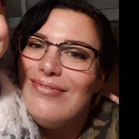 Regina, 45Nazrat Illit, Israel