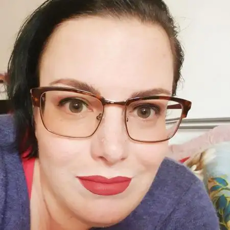 Regina, 45Nazrat Illit, Israel 