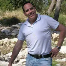 Photo Uzi 2 In Istanbul 2023