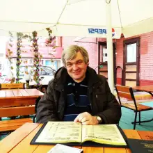 Photo Aleksey 1 Просто отдыхал в кафе.Профкадр