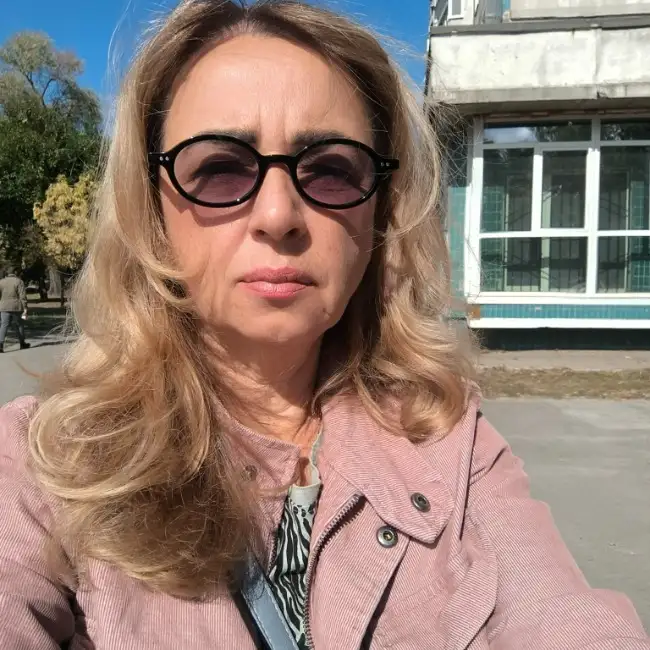 Vika, 55, Ukraine - MazelMe