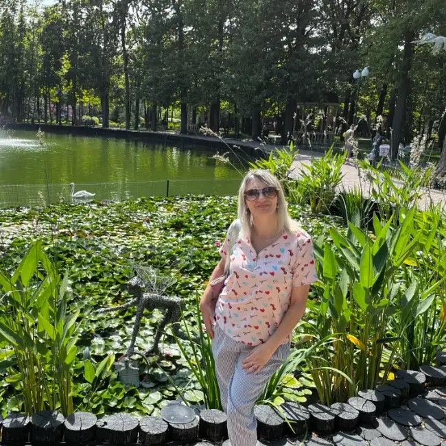 Elina, 47, Kharkiv, Ukraine - MazelMe