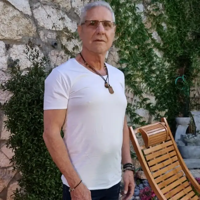צביקה, 78, Petah Tikva, Israel - MazelMe