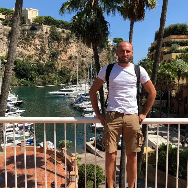 Nikita, 46Paris, France