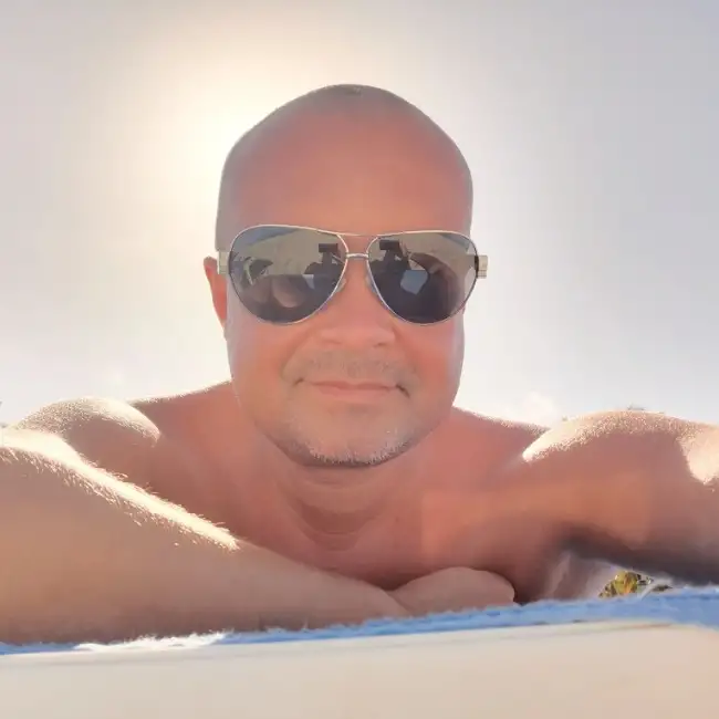 Roma, 45, Saint Petersburg, Russia - MazelMe