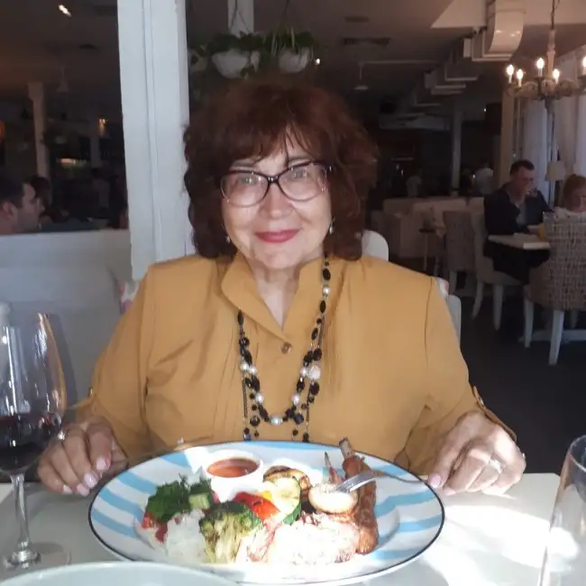 Larisa, 79, Saint Petersburg, Russia - MazelMe