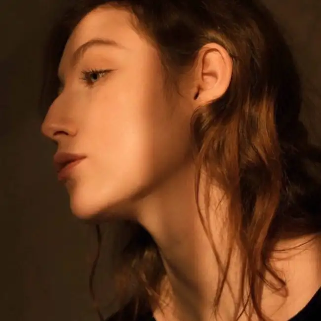 Yuliya, 30