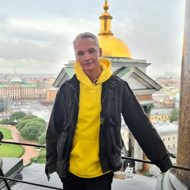 Anton, 38Saint Petersburg, Russia
