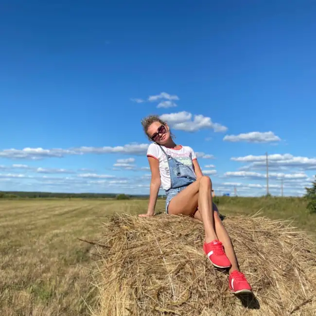 Karina, 41Ufa, Russia 