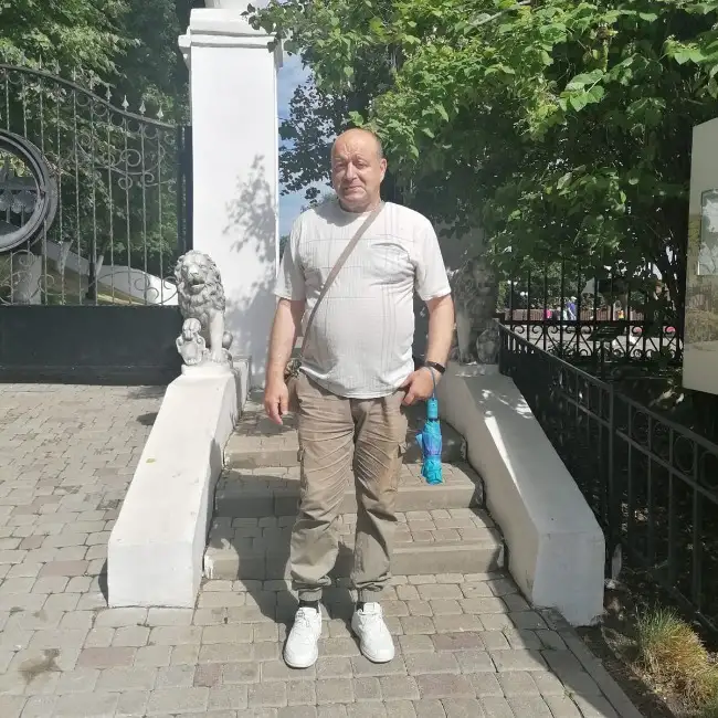 Leonid, 67Moscow, Russia