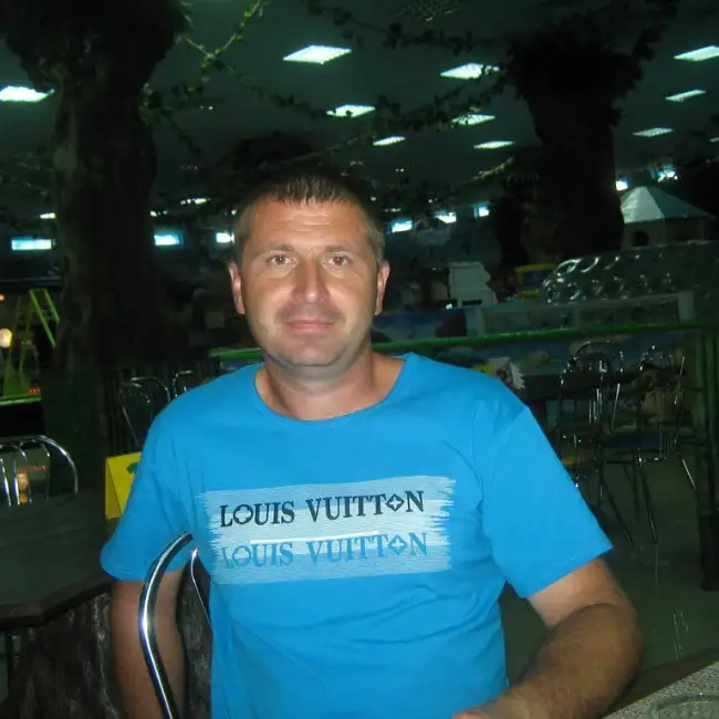 Yuriy, 47, Russia - MazelMe