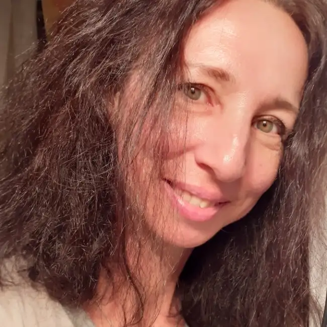 Valery, 53Israel 