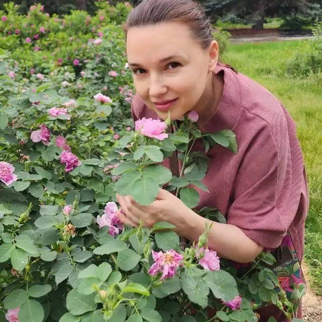 Elena, 57Yekaterinburg, Russia 