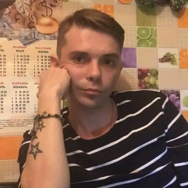 Stas, 41