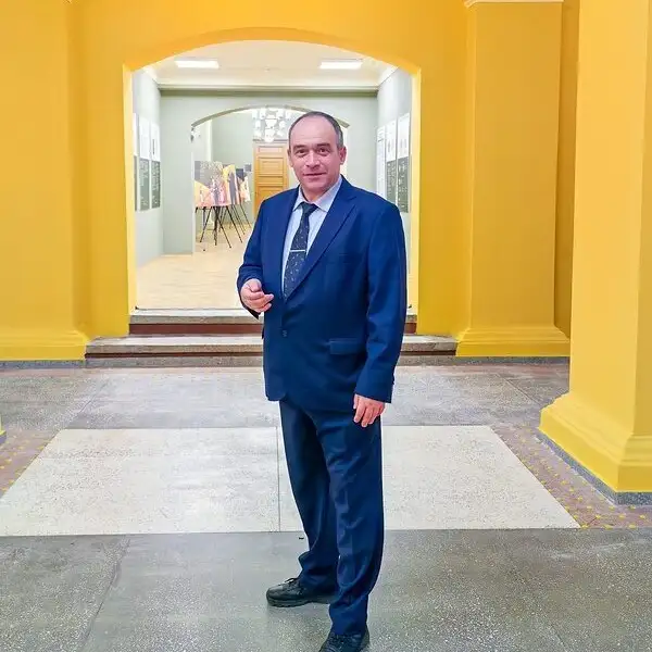 Aleksandr, 55