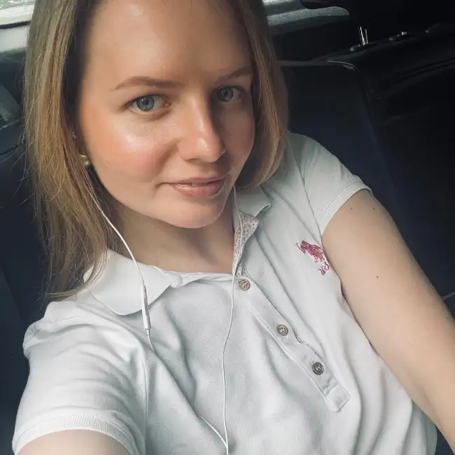 Anna, 31, Russia - MazelMe