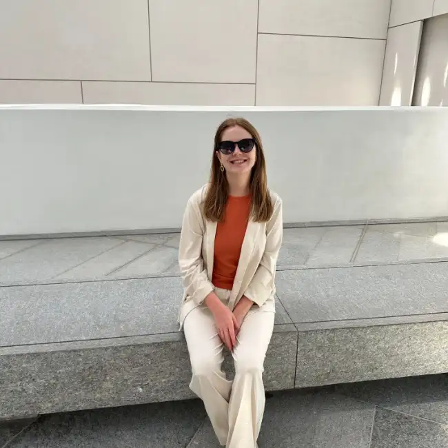 Marina, 35