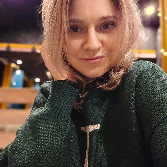 Irina, 38