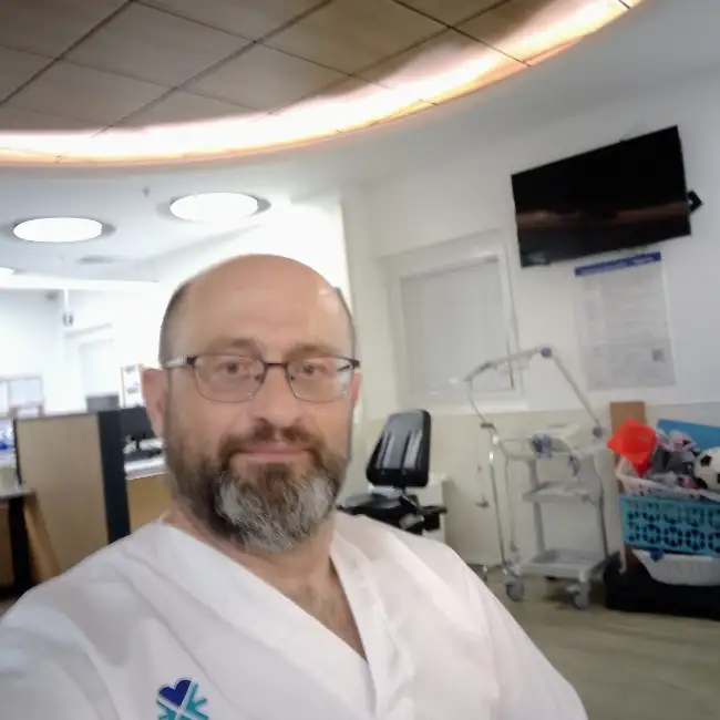 Vlad, 46